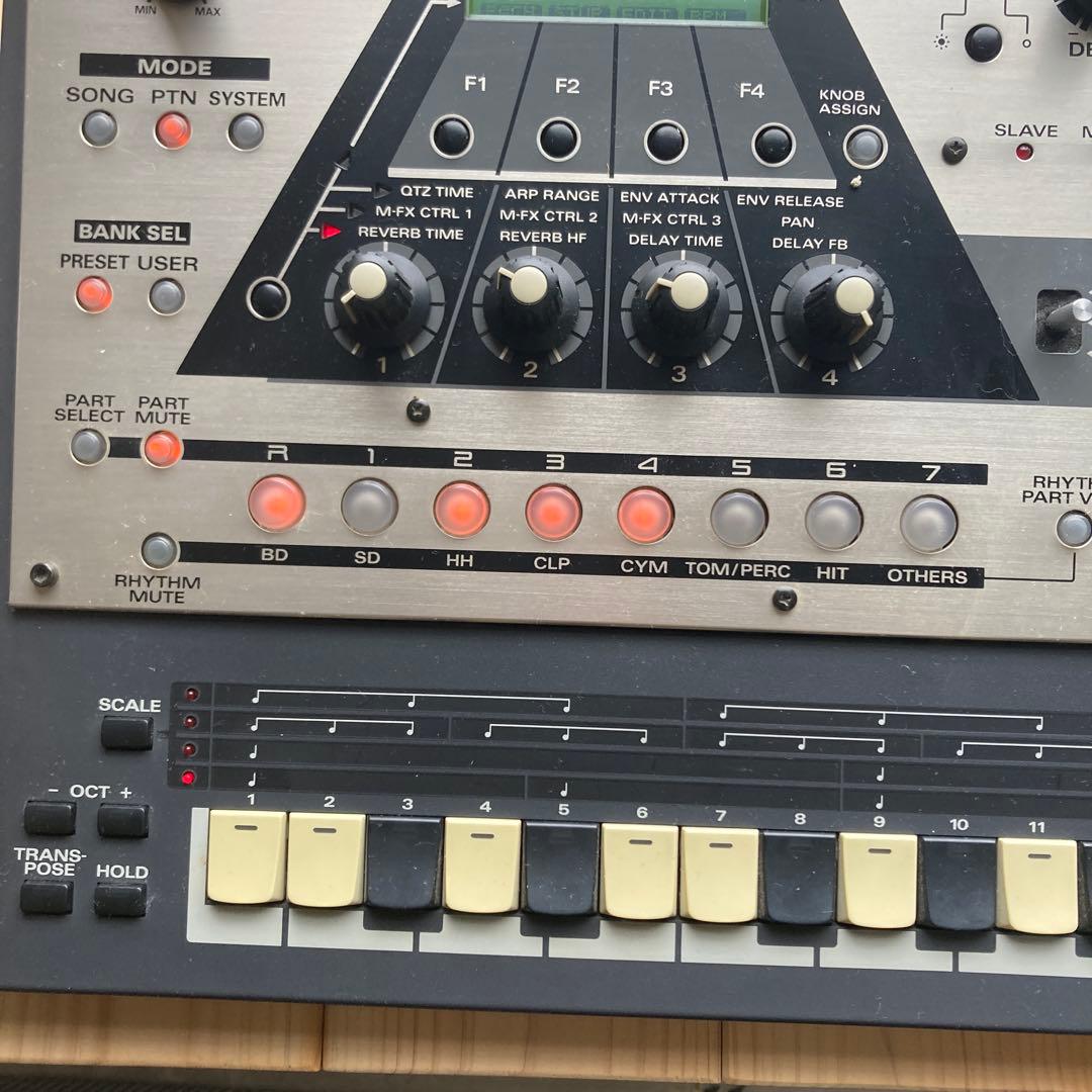 【入手困難・伝説】Roland groovebox MC-307 スタンドアロン