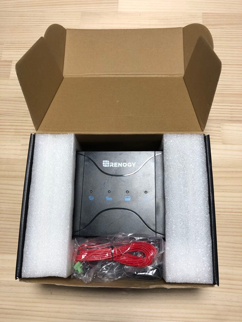 RENOGY 50A DCC MPPT チャージコントローラー内蔵　走行充電器