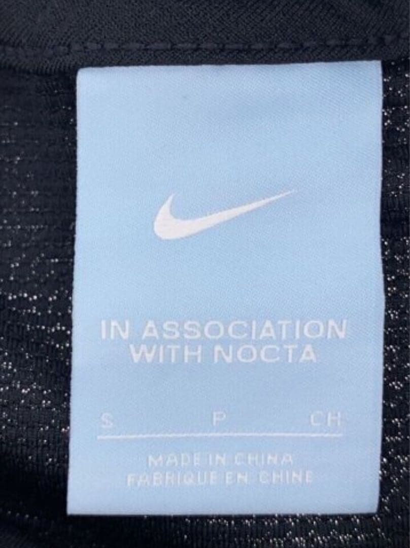 【美品】ナイキ　ノクタ　モックネックロングTシャツ　S