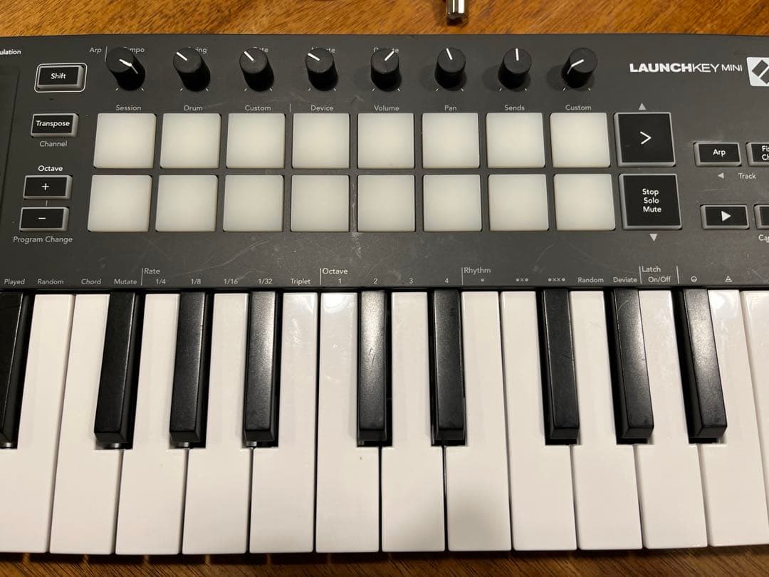【美品】novation LAUNCHKEY mini MK3