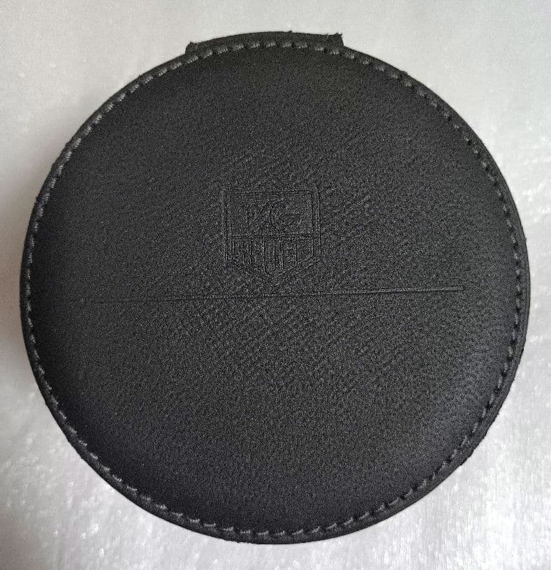 TAG Heuer プロフェッショナル 200m 腕時計ケース＆カード付。