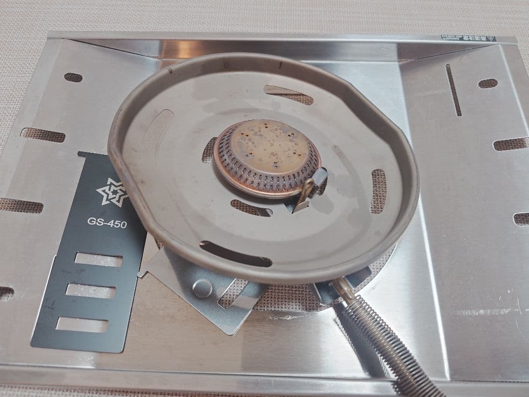 スノーピークフラットバーナー　五徳、CB缶変換アダプター付