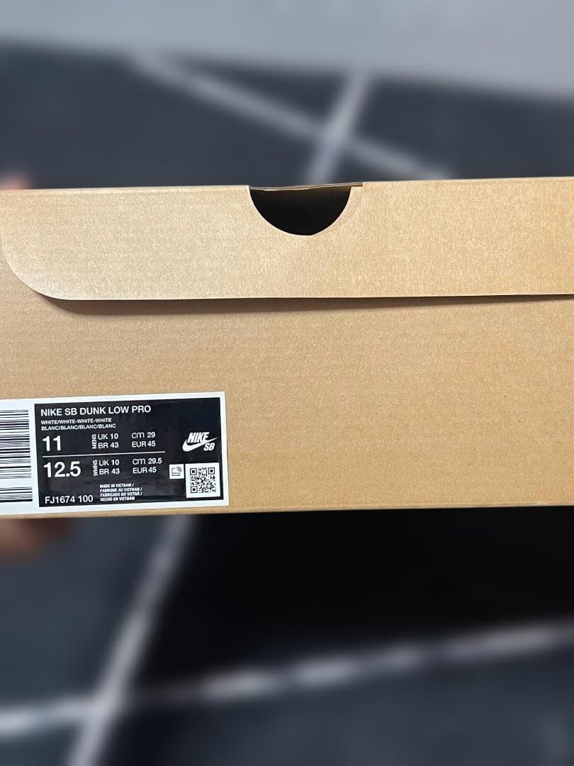 Nike Dunk Low ホワイトレザー スニーカー