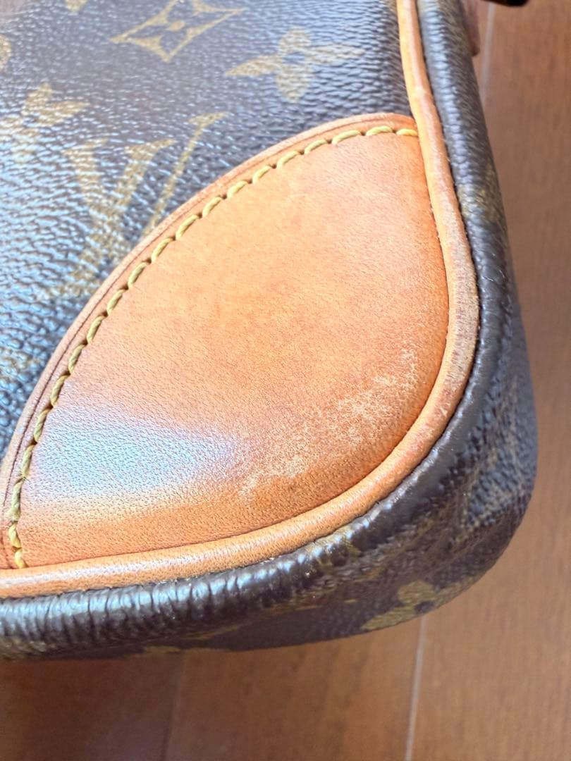 Louis Vuitton ショルダーバッグ モノグラム ダヌーブ