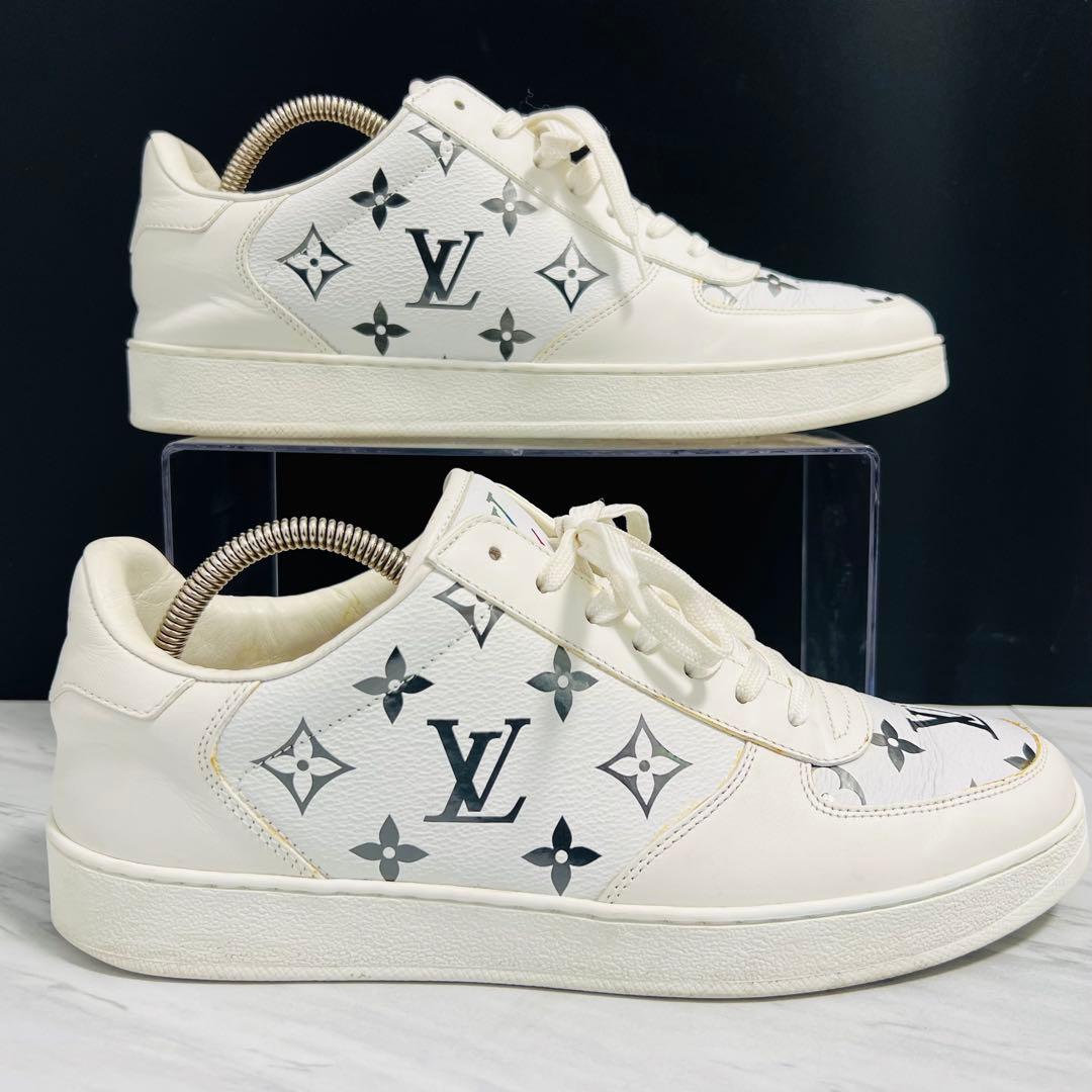 極美品 ルイヴィトン リヴォリライン モノグラム スニーカー 25.0相当