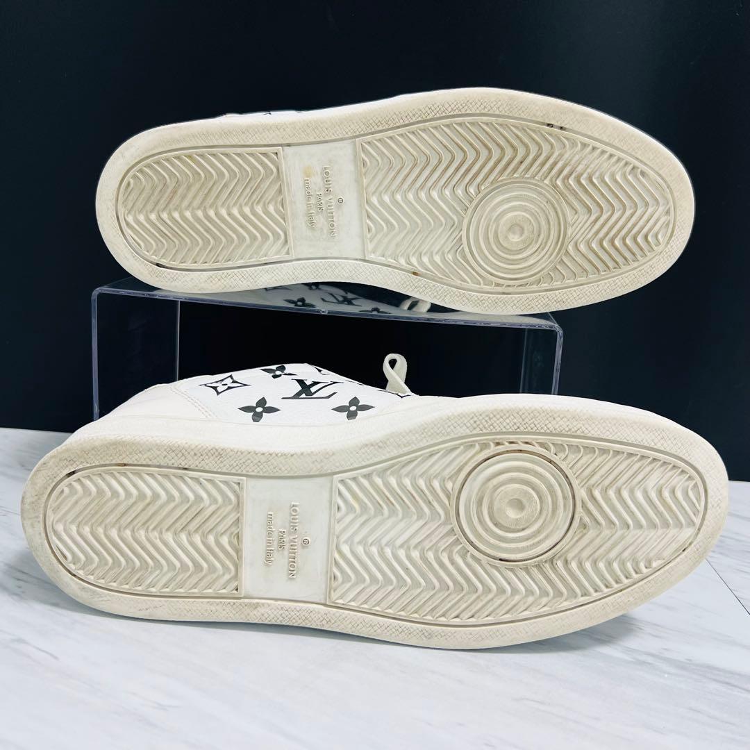極美品 ルイヴィトン リヴォリライン モノグラム スニーカー 25.0相当