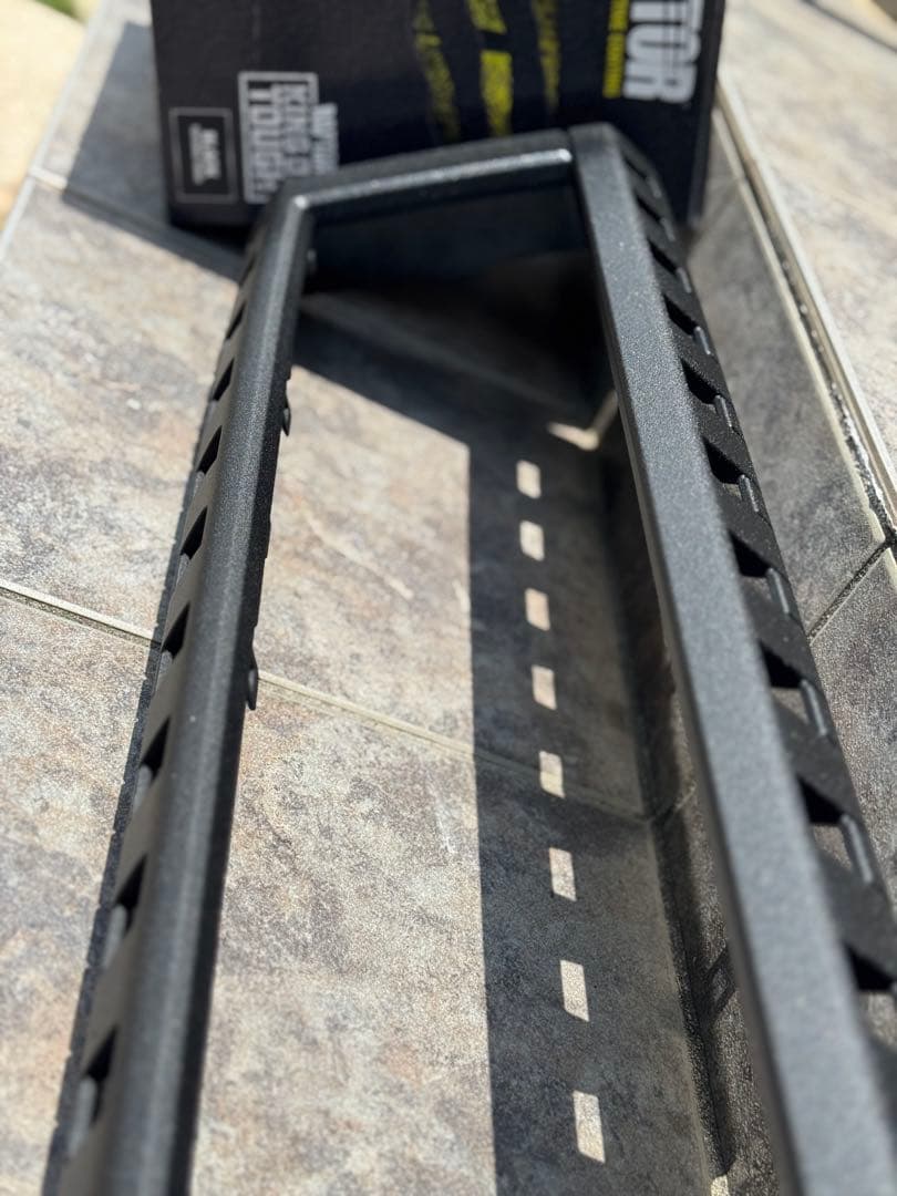 ランドクルーザー　250 グリル　 ラプターライナー塗装