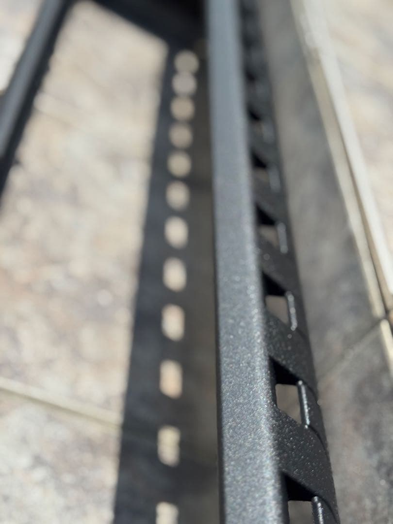 ランドクルーザー　250 グリル　 ラプターライナー塗装