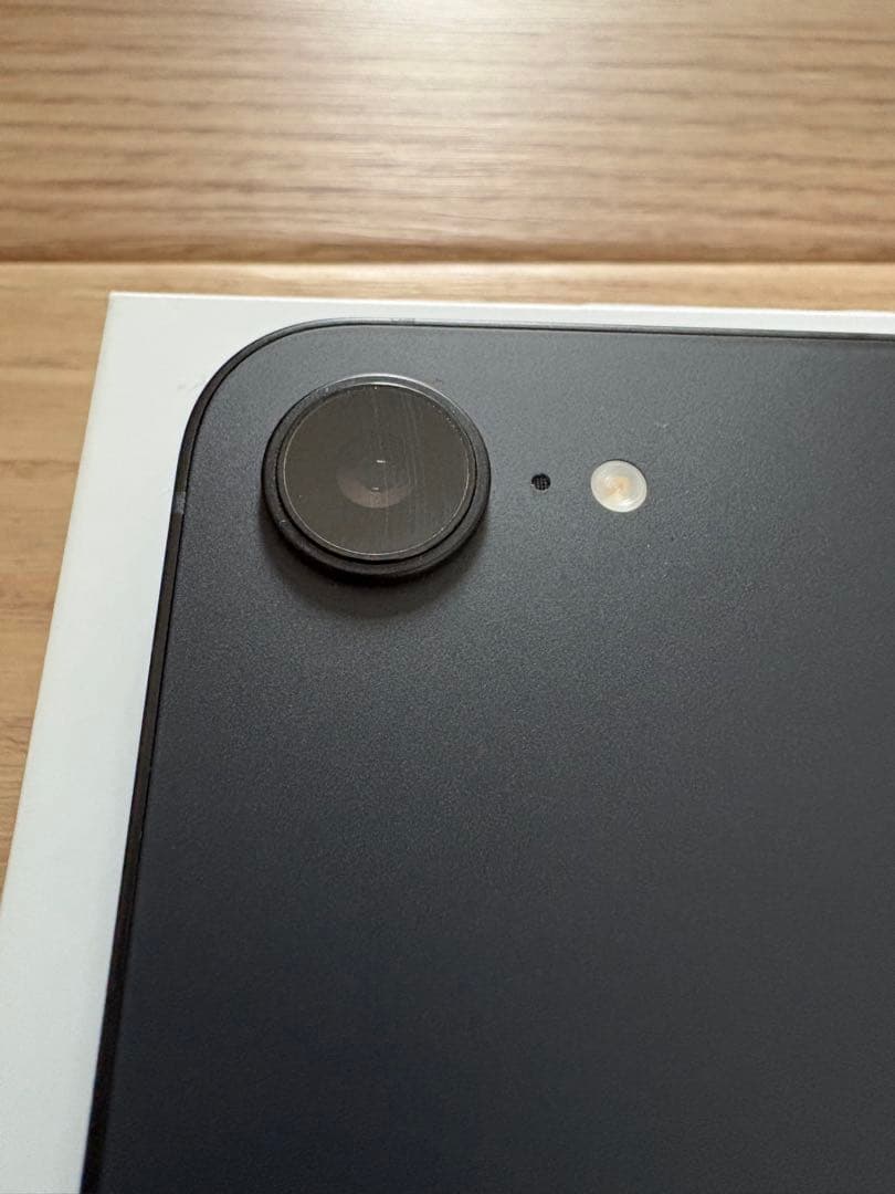 【ユキノ】iPhone16e 256GB