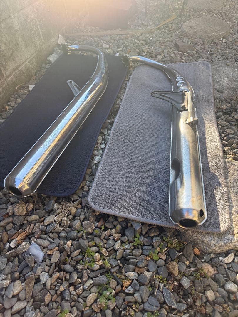 SUZUKI GT125 マフラー、サスペンション