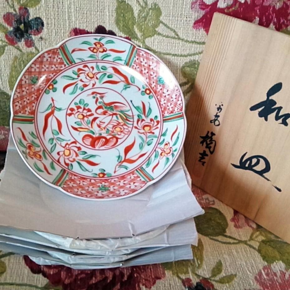 新品木箱入5点 たち吉 赤絵金彩花鳥輪花皿 鳳凰