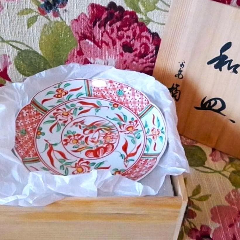 新品木箱入5点 たち吉 赤絵金彩花鳥輪花皿 鳳凰