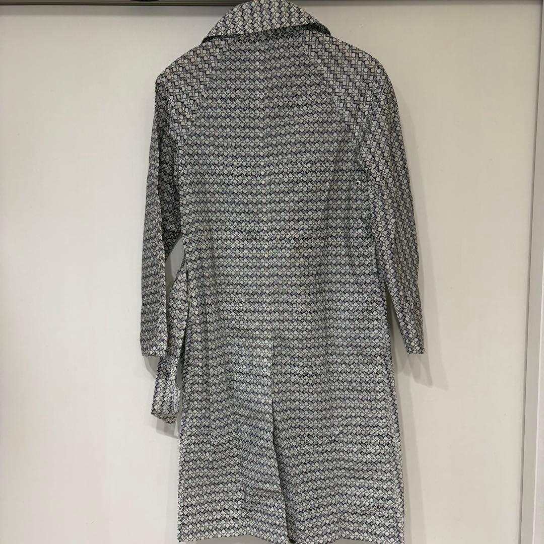 FENDI フェンディ　トレンチコート　ロゴ　Mサイズ相当　38