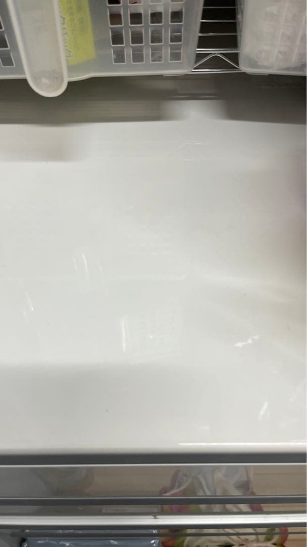 ホワイト木製食器棚 ガラス扉付き