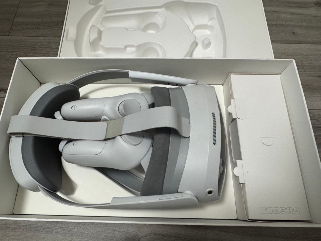 PICO4 箱、付属品完備