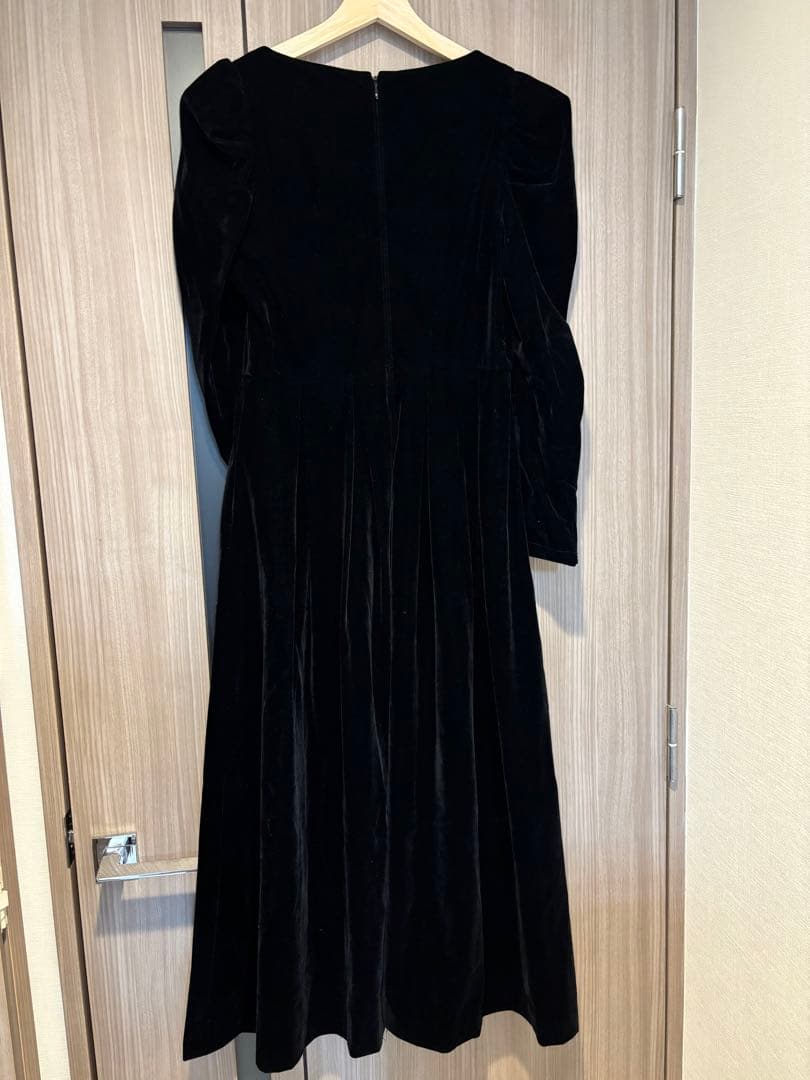ワンピース herlipto Royce Velour Long Dress