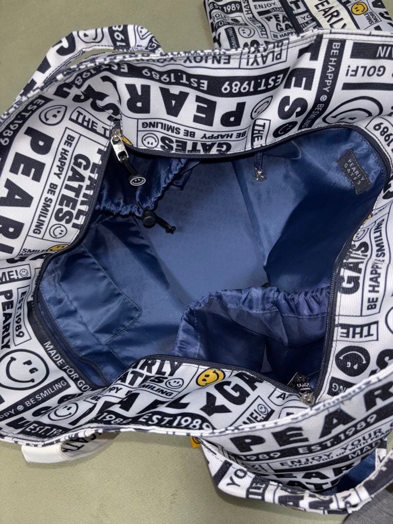 （大ちゃん）パーリーゲイツ、ニュースペーパー柄、ロッカーバッグとセット