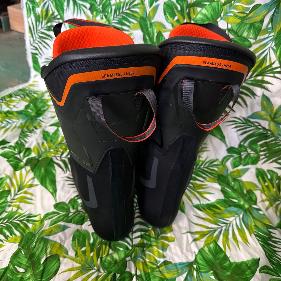 サロモン S max 26.5cm スキーブーツ flex100 黒/オレンジ