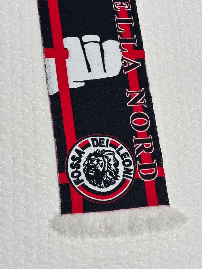 【激レア・現地購入】ACミランULTRASウルトラスマフラー CURVA SUD