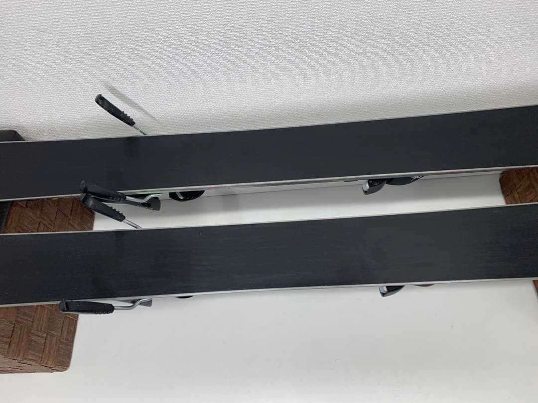 salomon サロモン ツインチップ THREAT 161cm TYROLIA