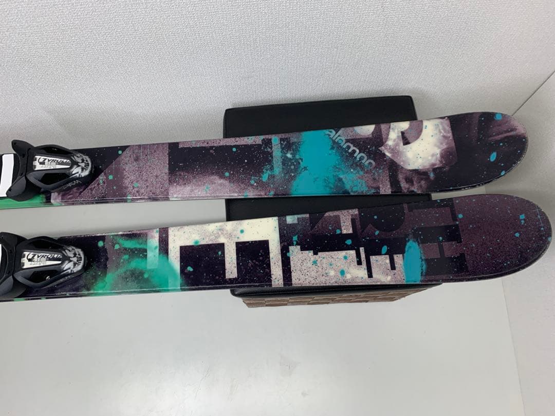 salomon サロモン ツインチップ THREAT 161cm TYROLIA