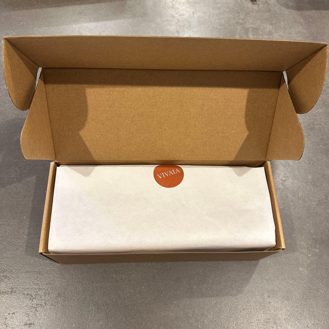 【新品未使用】VIVAIA[Audrey]ラウンドトゥ アニマル刺繍 ローファー