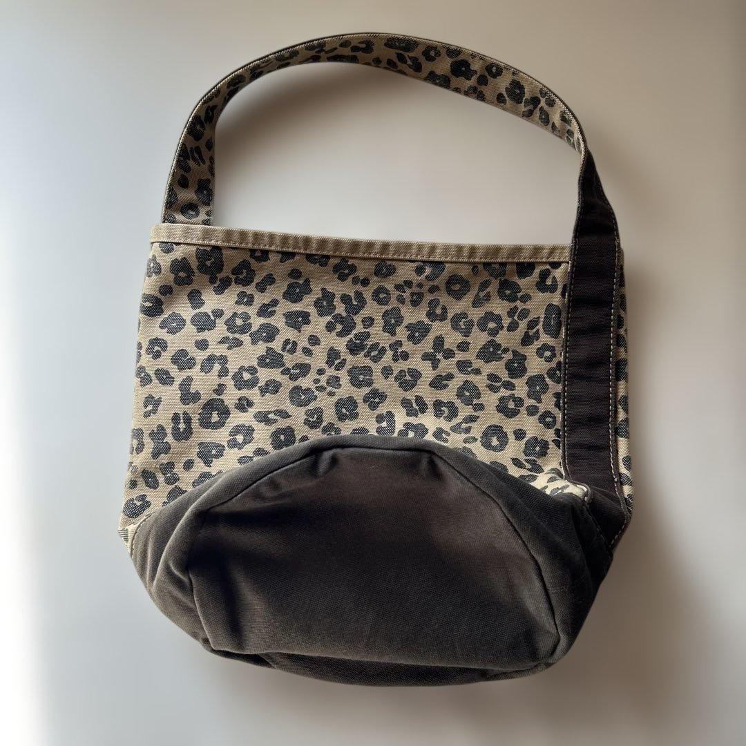 ハグオーワー　レオパード柄バケットバッグM size