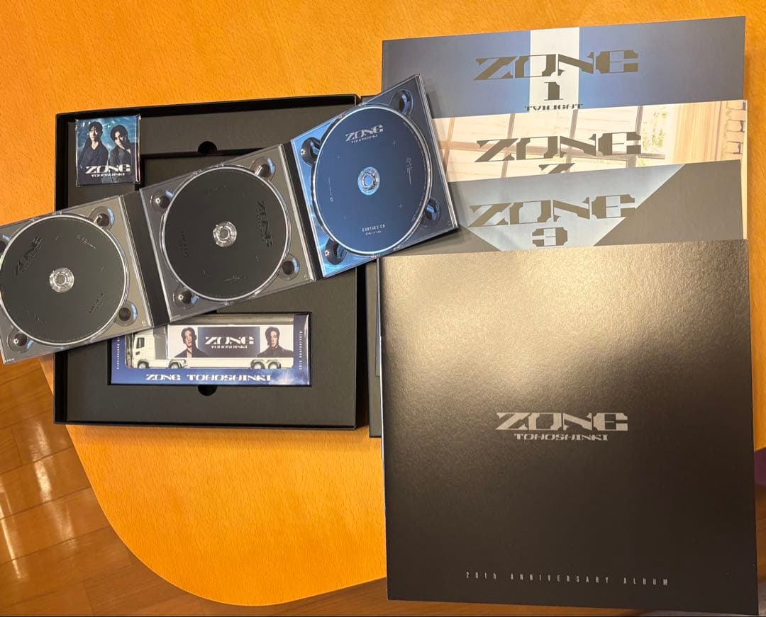 東方神起 20周年ALBUM 『ZONE』　【初回生産限定】　P限定グッズ付