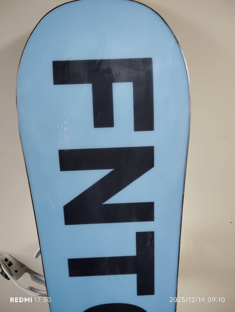 FNTC TNT 143センチ スノーボード