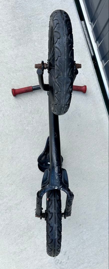 Trek ランバイク　ストライダー　ブラック/レッド