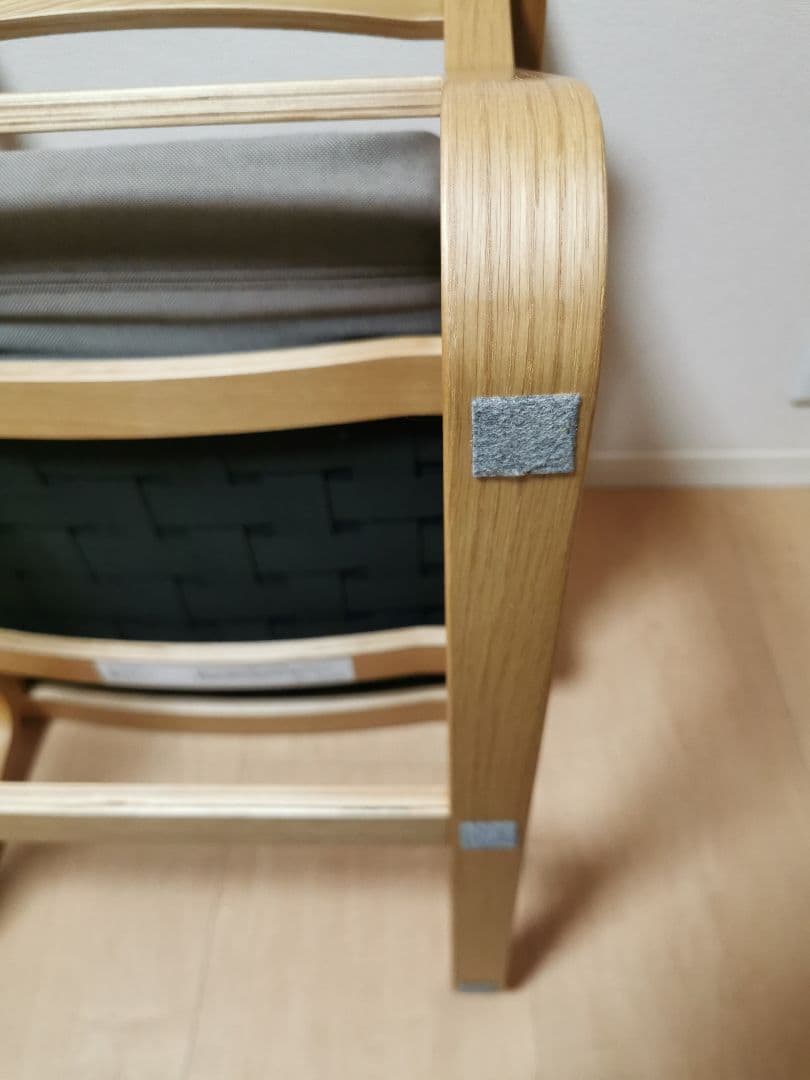 無印良品(MUJI) リビングでもダイニングでもつかえるソファチェア・オーク材②