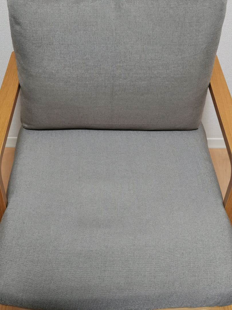 無印良品(MUJI) リビングでもダイニングでもつかえるソファチェア・オーク材②