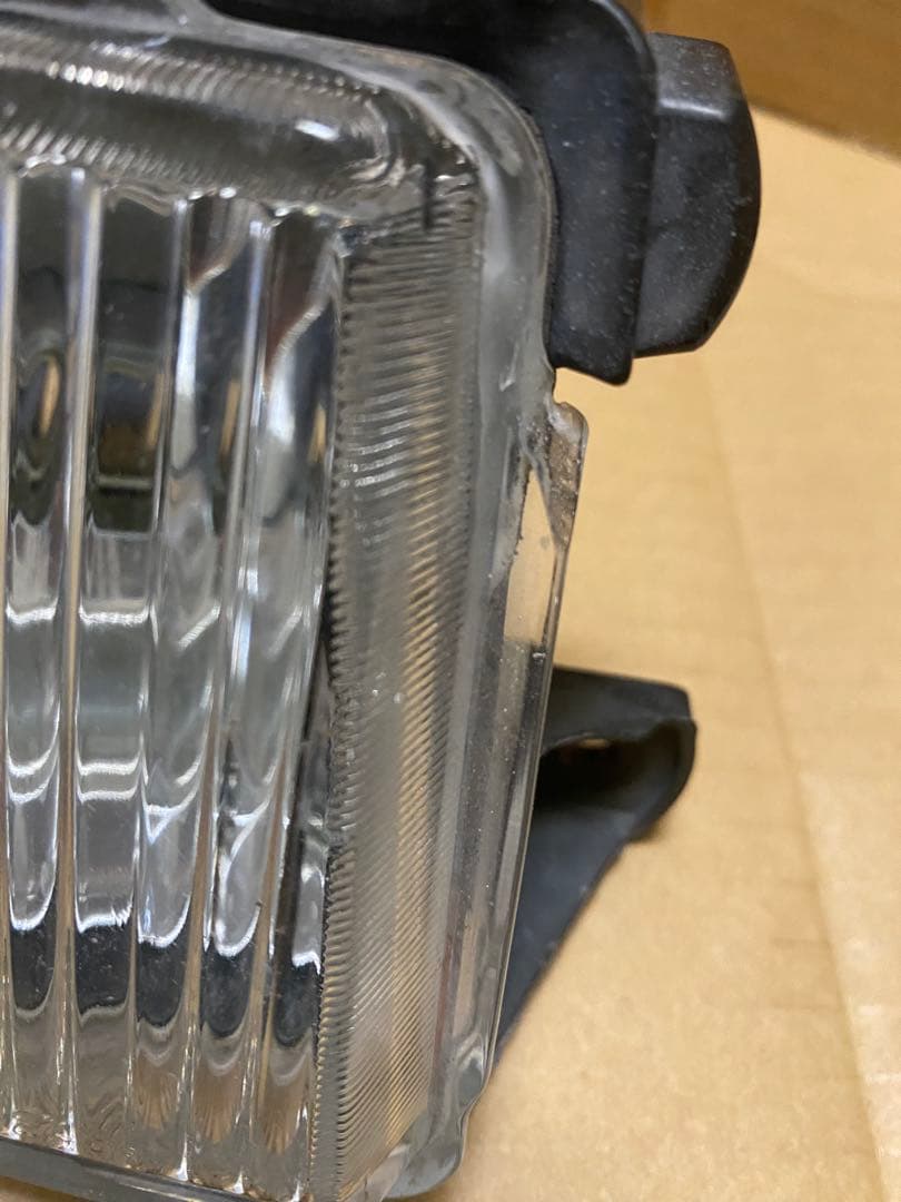う*ま様 AE86 レビン　純正フォグランプ　右側