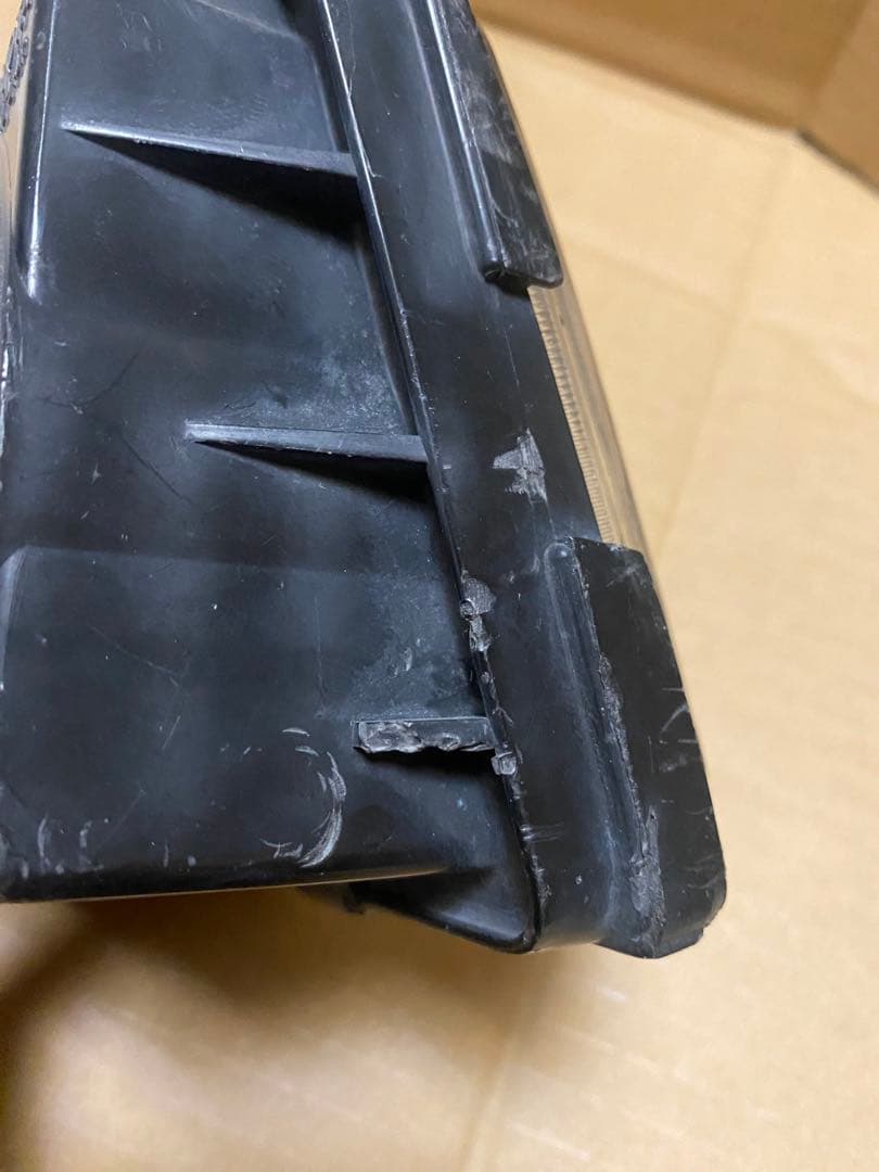う*ま様 AE86 レビン　純正フォグランプ　右側