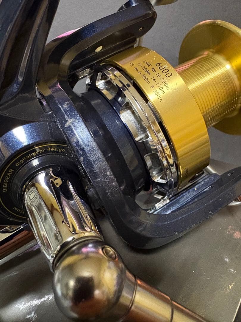 ダイワ タマンモンスター　6000 スピニングリール