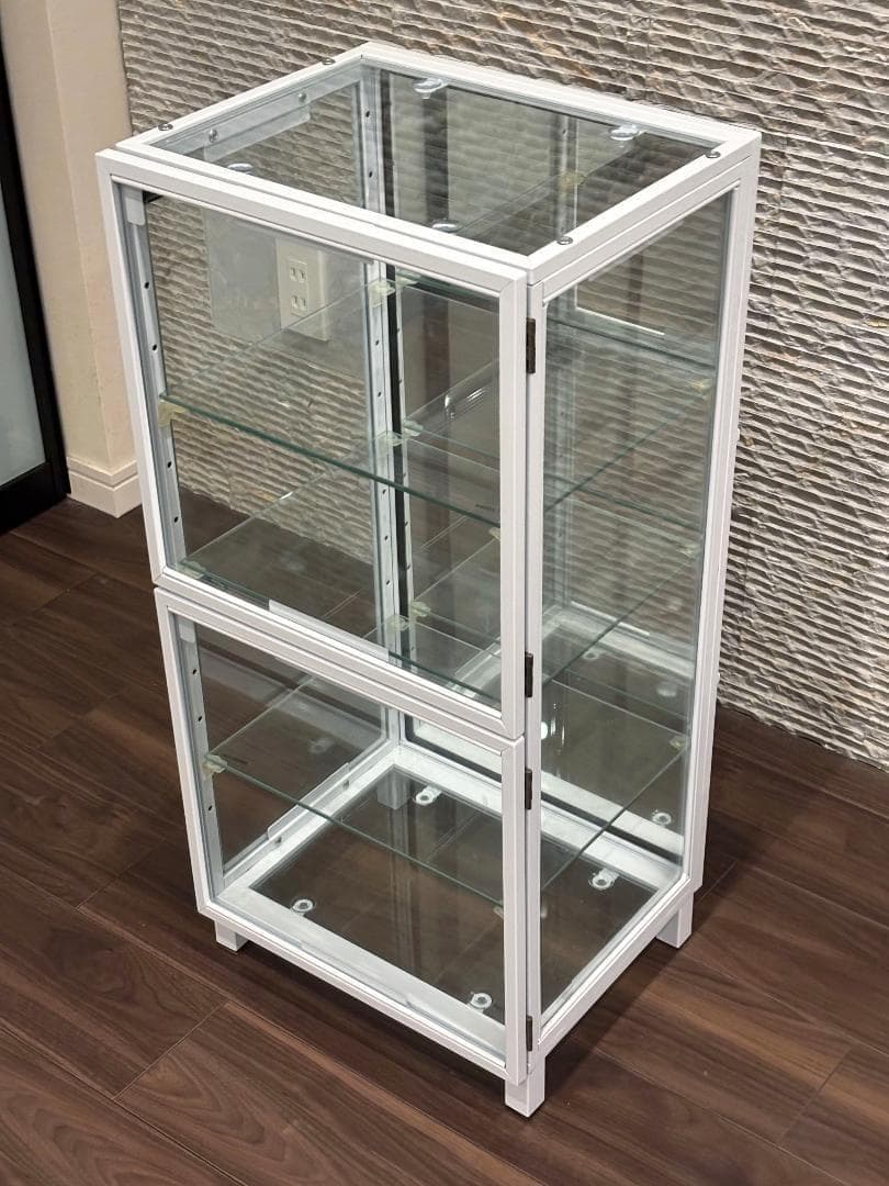 【美品】ガラス コレクションケース 白 背面ミラー 扉付き W36cm