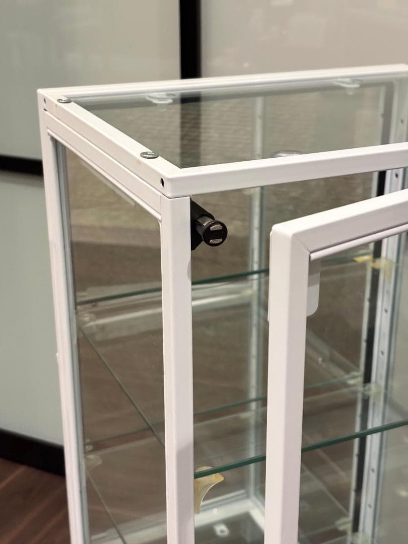 【美品】ガラス コレクションケース 白 背面ミラー 扉付き W36cm