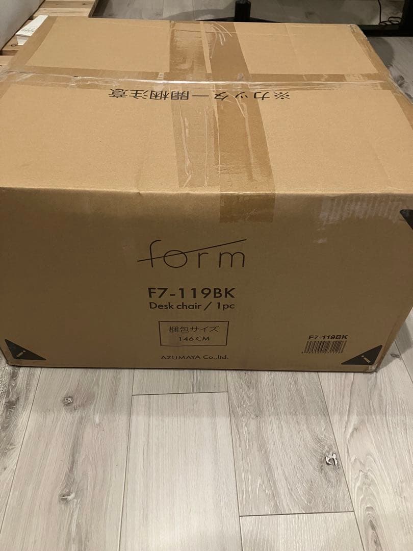 デスクチェア　form（フォーム）F7-119BK ブラック