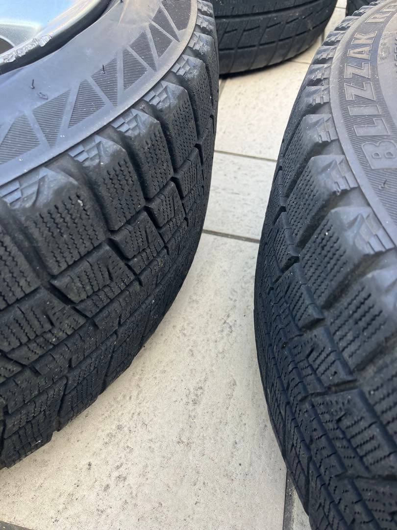 クラウン　純正ホイール　4本 スタッドレス装着 送料込み