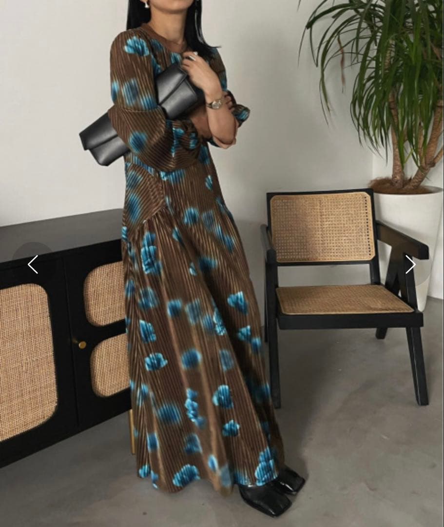 Ameri VINTAGE ／MILA VELOUR CUT DRESS M