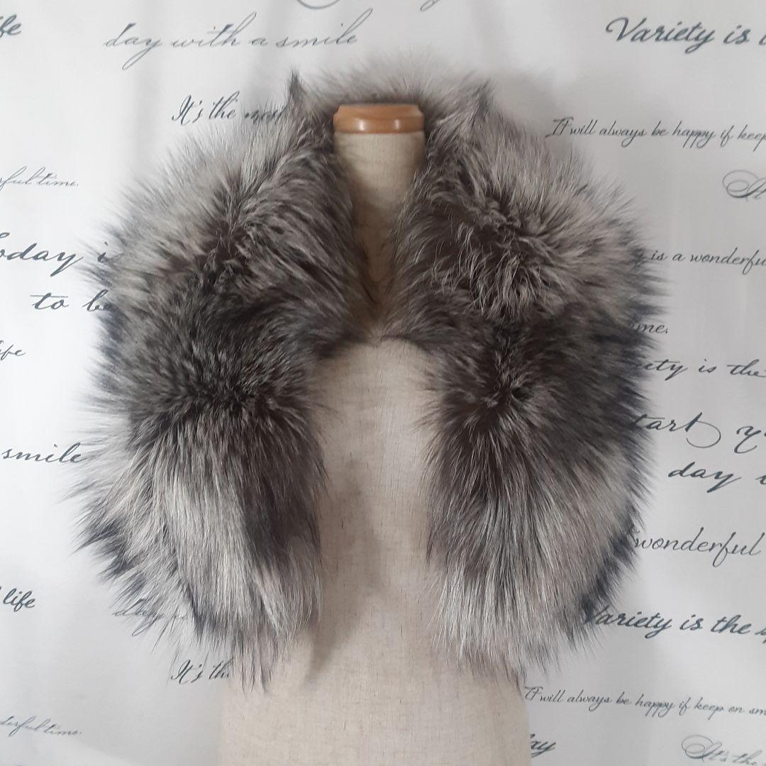 SAGA FOX　タグ付き新品　フォックスファー　ショール　マフラー　襟巻き