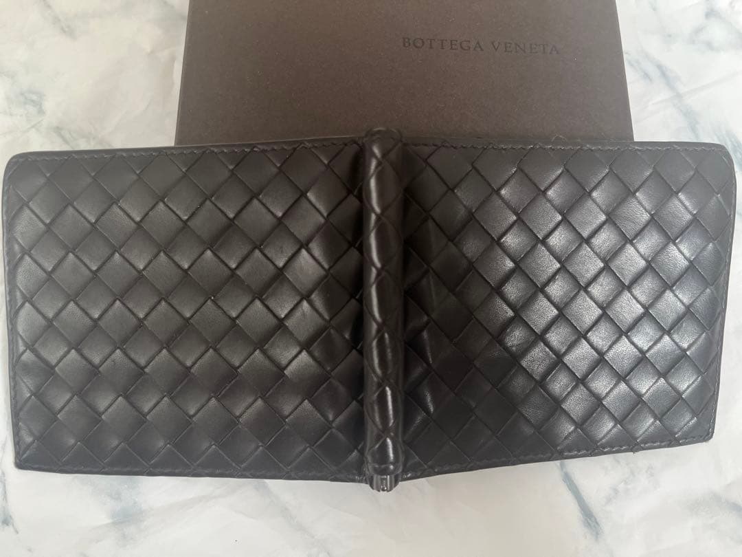 ボッテガヴェネタ　二つ折り財布 マネークリップ
