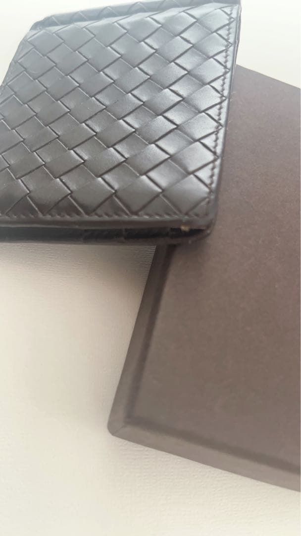 ボッテガヴェネタ　二つ折り財布 マネークリップ