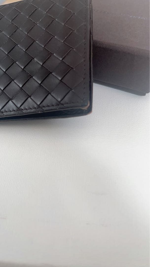ボッテガヴェネタ　二つ折り財布 マネークリップ