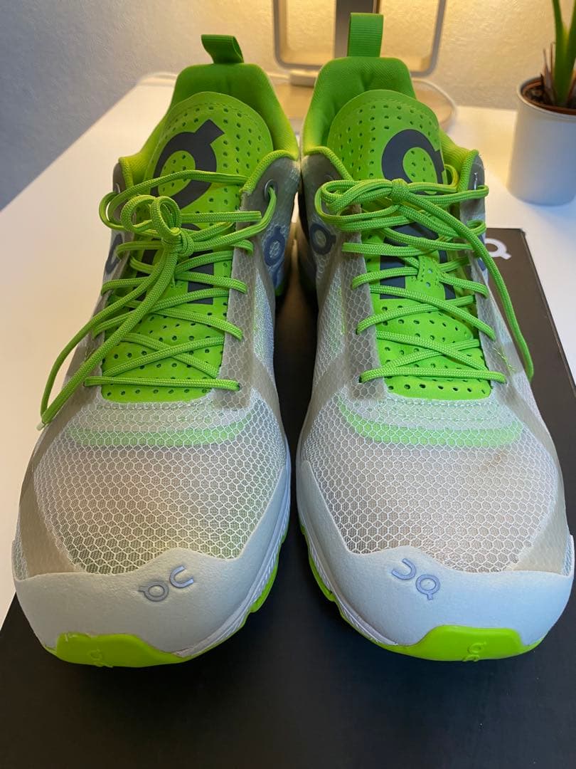 On (新品) Clouds racer ( 30 cm)