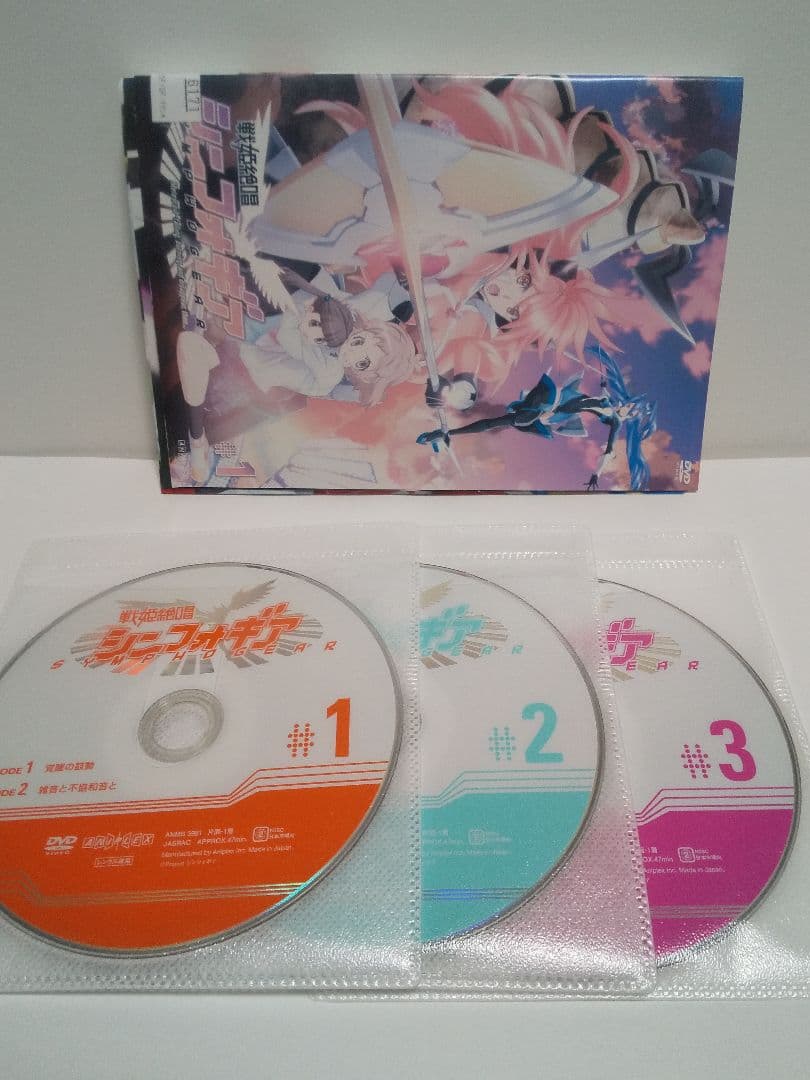【レンタル落ち】アニメDVD 戦姫絶唱シンフォギア 全巻セット