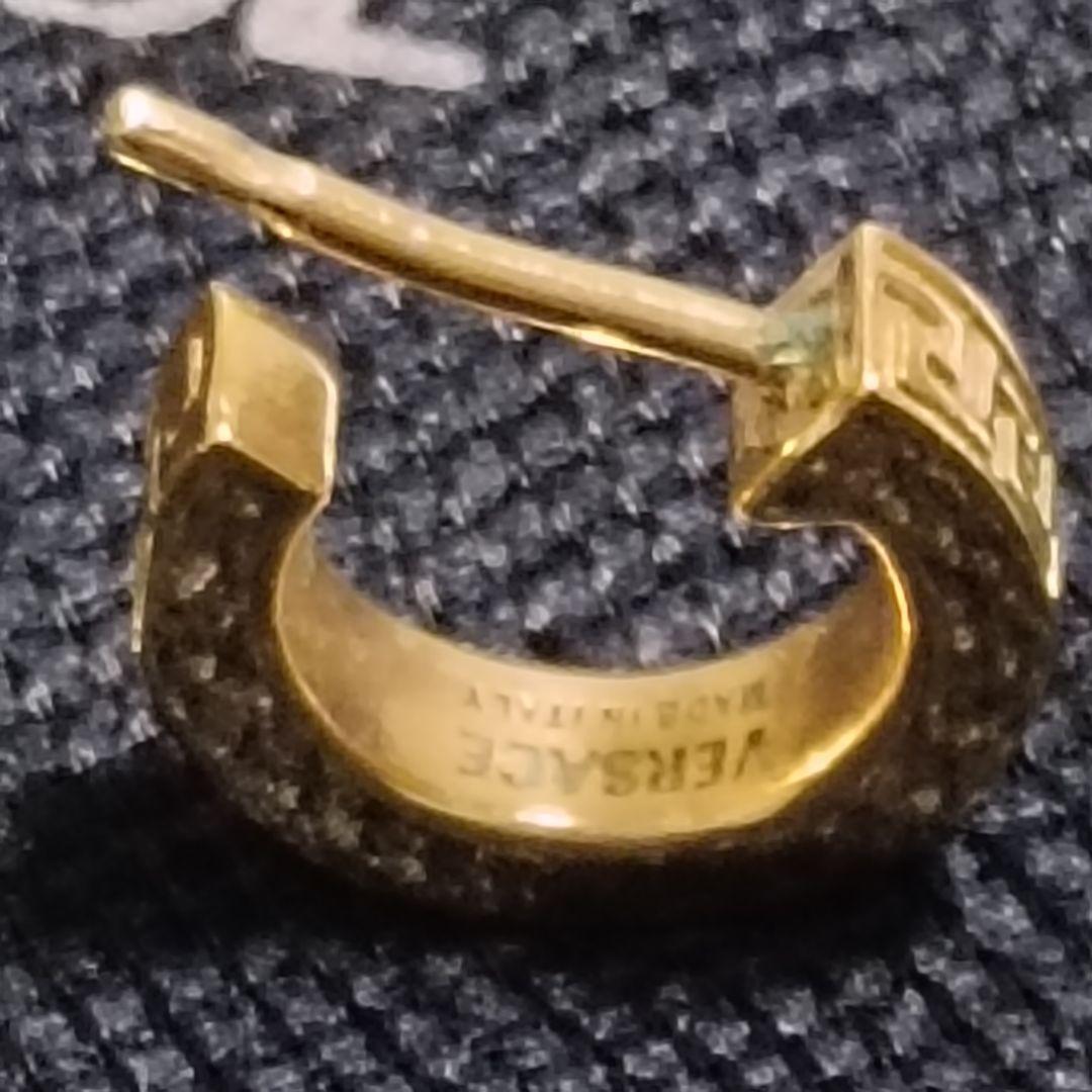 ヴェルサーチ　ピアス　フープ　片耳　刻印あり
