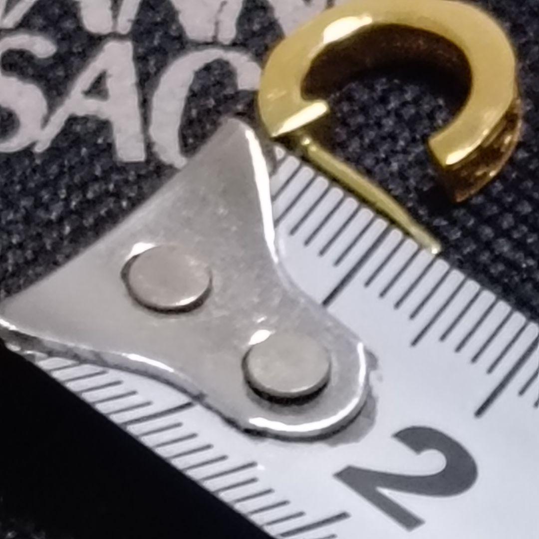 ヴェルサーチ　ピアス　フープ　片耳　刻印あり