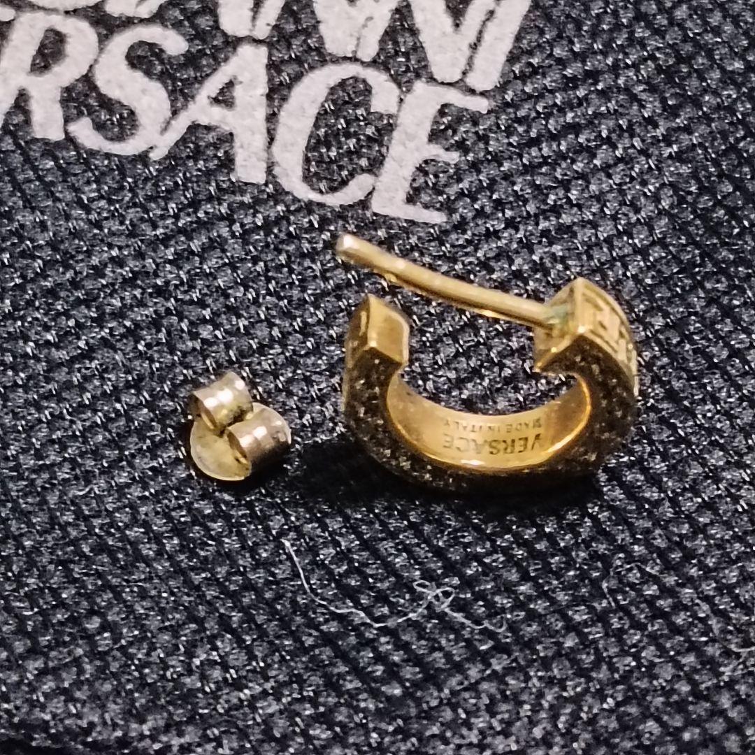 ヴェルサーチ　ピアス　フープ　片耳　刻印あり