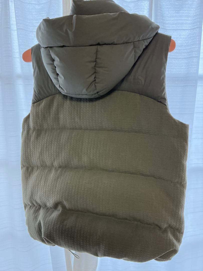 最終値下） THE NORTH FACE フード付ダウンベスト オリーブグリーン